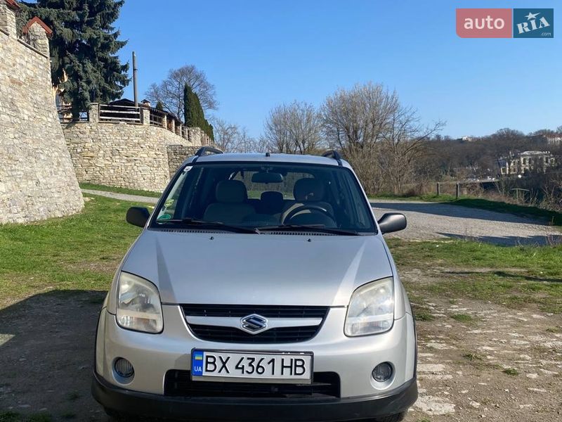 Хетчбек Suzuki Ignis 2004 в Кам'янець-Подільському