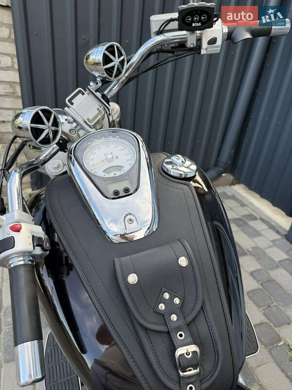 Мотоцикл Круизер Suzuki Intruder 400 Classic 2013 в Черкассах