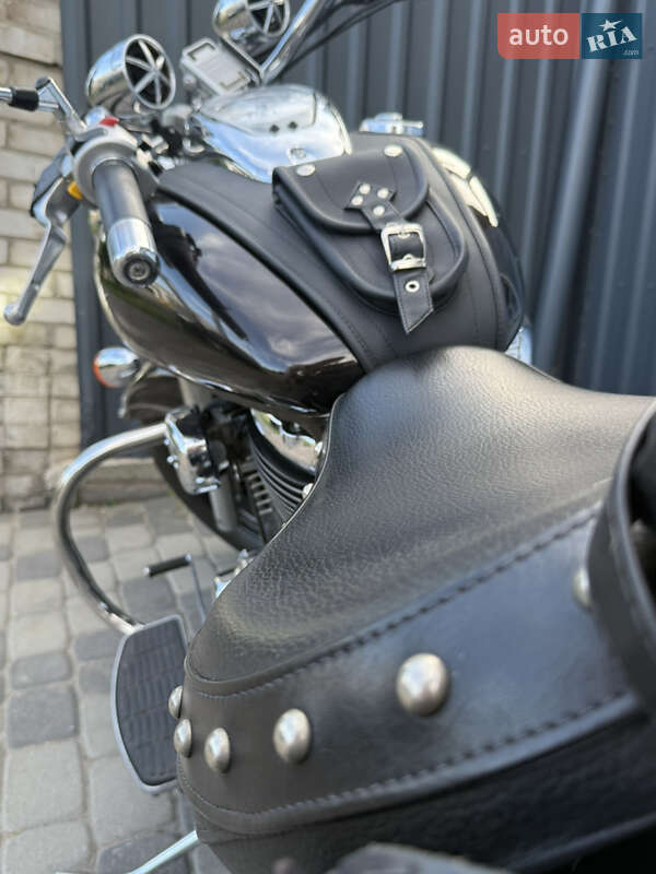 Мотоцикл Круизер Suzuki Intruder 400 Classic 2013 в Черкассах
