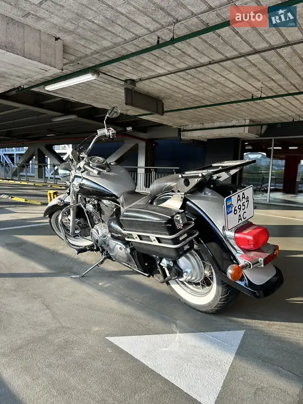 Suzuki Intruder 400 2002