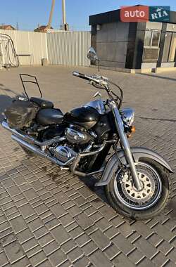 Мотоцикл Классік Suzuki Intruder 400 2001 в 