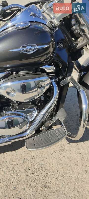 Мотоцикл Классик Suzuki Intruder 400 2005 в Нетешине