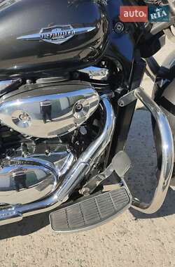Мотоцикл Классик Suzuki Intruder 400 2005 в 