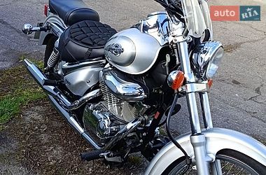 Мотоцикл Круизер Suzuki Intruder 400 2002 в Черкассах