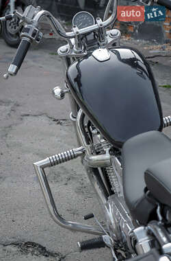 Мотоцикл Чоппер Suzuki Intruder 800 2001 в 