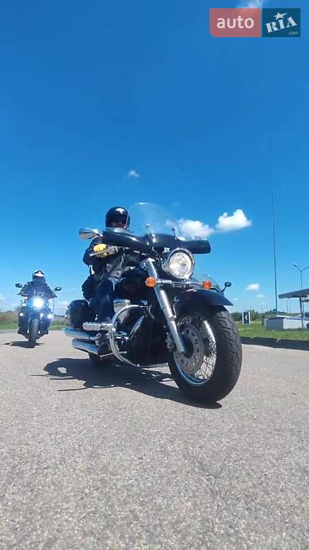 Suzuki Intruder M800 2013