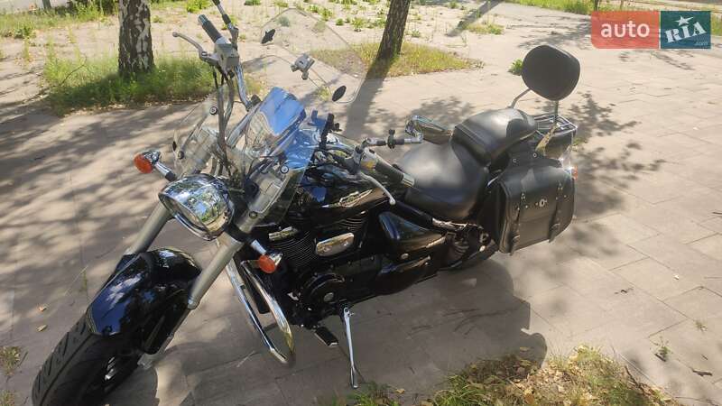 Мотоцикл Круизер Suzuki Intruder M800 2006 в Вишневом фото 3 Мотоцикл Круизер Suzuki Intruder M800 2006 в Вишневом