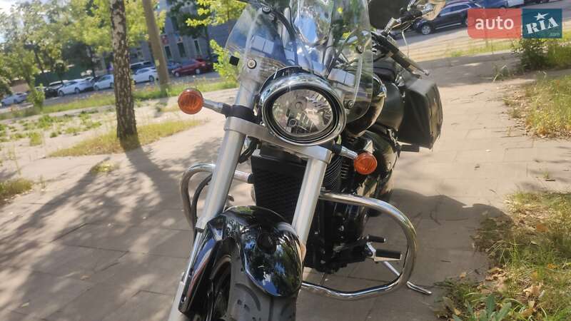 Мотоцикл Круизер Suzuki Intruder M800 2006 в Вишневом фото 12 Мотоцикл Круизер Suzuki Intruder M800 2006 в Вишневом