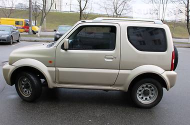 Внедорожник / Кроссовер Suzuki Jimny 2010 в 