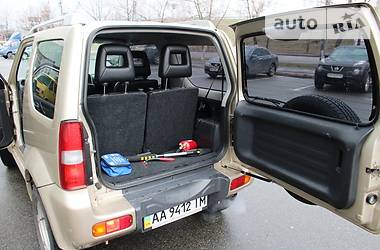 Внедорожник / Кроссовер Suzuki Jimny 2010 в 
