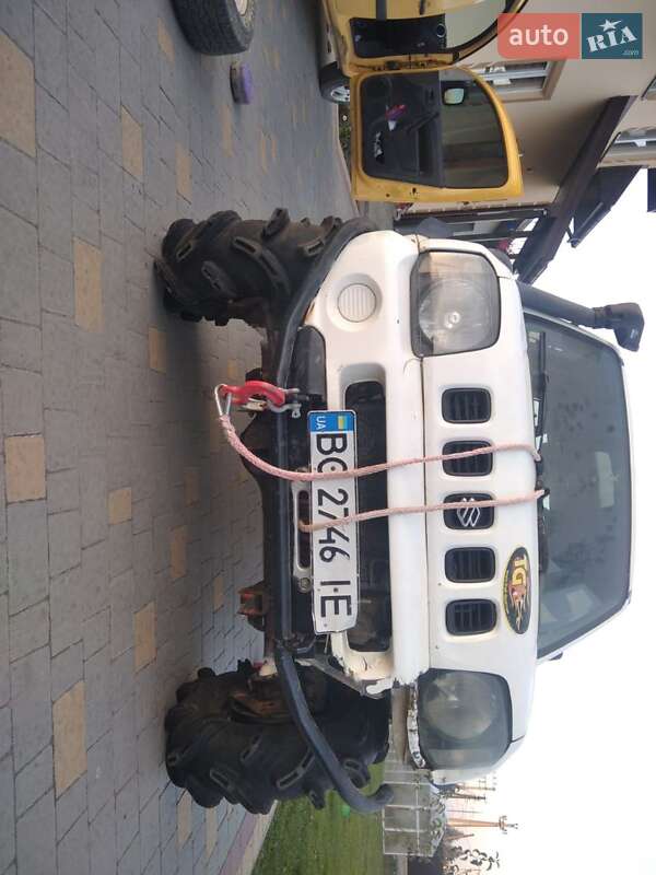 Внедорожник / Кроссовер Suzuki Jimny 2000 в Стебнику