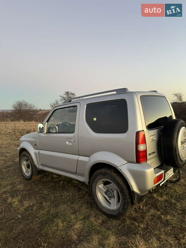 Внедорожник / Кроссовер Suzuki Jimny 2004 в Болехове