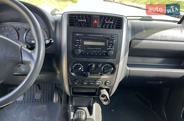 Внедорожник / Кроссовер Suzuki Jimny 2006 в 