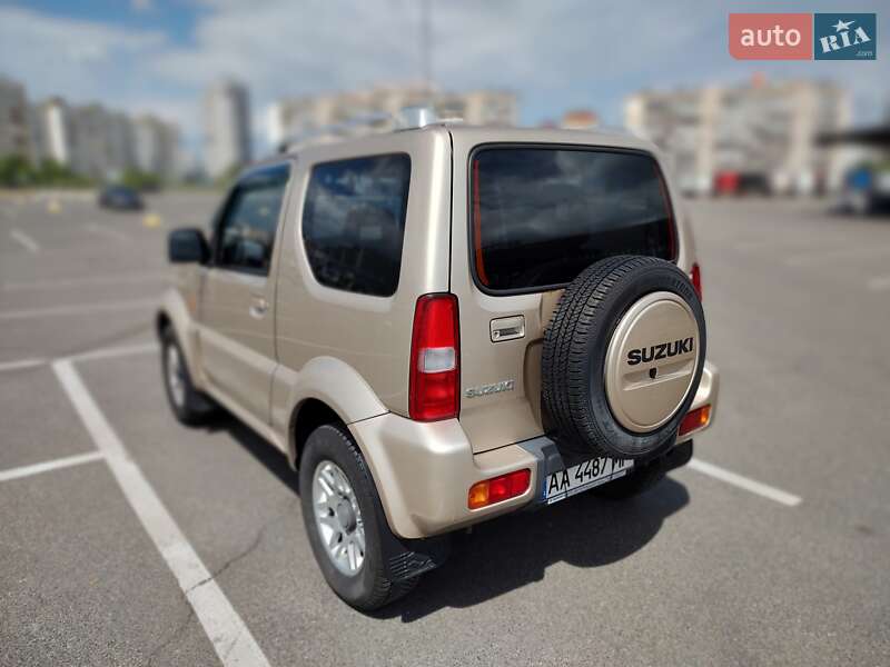 Позашляховик / Кросовер Suzuki Jimny 2007 в Києві
