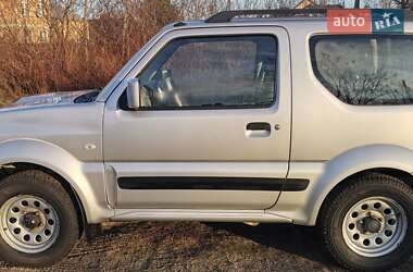 Позашляховик / Кросовер Suzuki Jimny 2013 в 