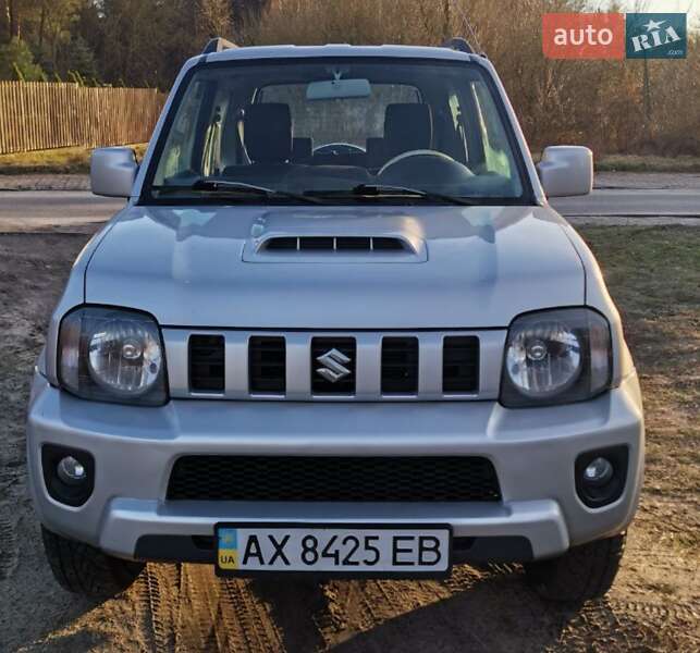 Позашляховик / Кросовер Suzuki Jimny 2013 в 