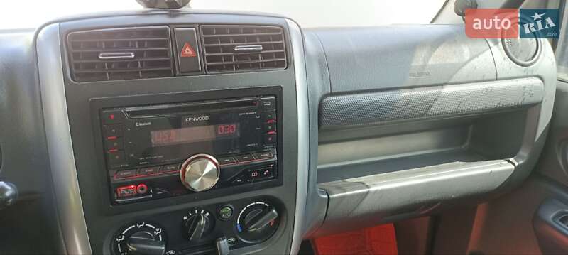 Внедорожник / Кроссовер Suzuki Jimny 2007 в Новом Роздоле