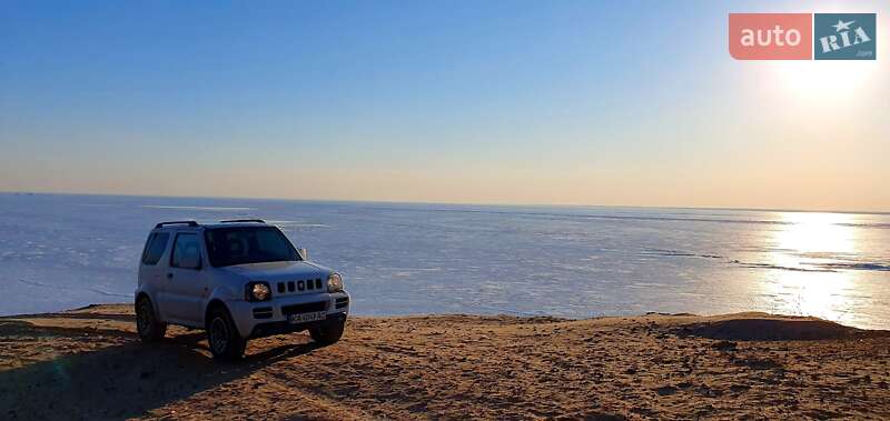 Внедорожник / Кроссовер Suzuki Jimny 2010 в Киеве