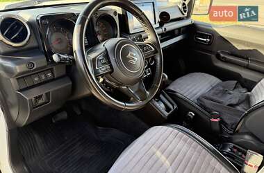 Внедорожник / Кроссовер Suzuki Jimny 2019 в 