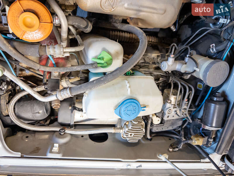 Внедорожник / Кроссовер Suzuki Jimny 2009 в Киеве фото 9 Внедорожник / Кроссовер Suzuki Jimny 2009 в Киеве