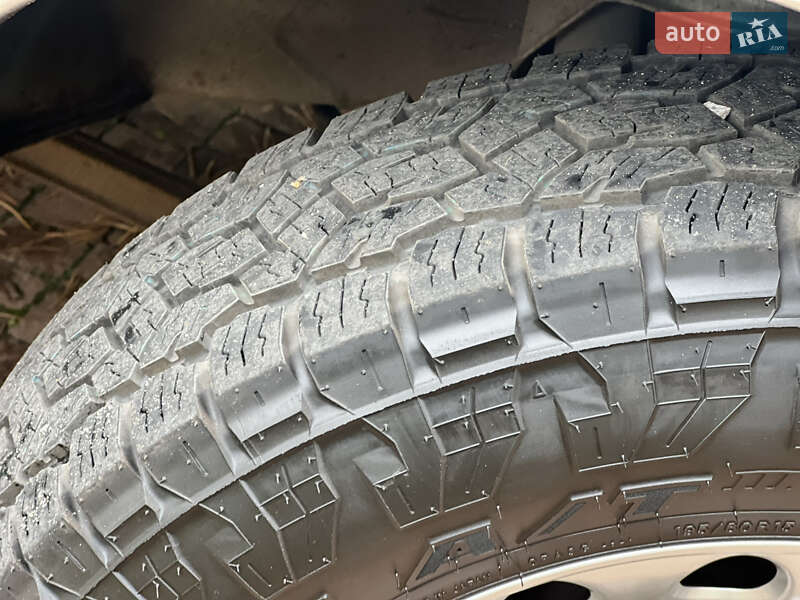 Внедорожник / Кроссовер Suzuki Jimny 2015 в Киеве фото 9 Внедорожник / Кроссовер Suzuki Jimny 2015 в Киеве