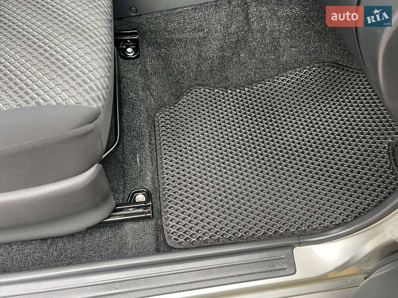 Внедорожник / Кроссовер Suzuki Jimny 2015 в Киеве фото 74 Внедорожник / Кроссовер Suzuki Jimny 2015 в Киеве