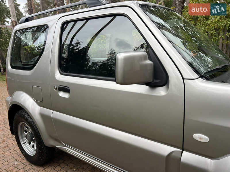 Внедорожник / Кроссовер Suzuki Jimny 2015 в Киеве фото 95 Внедорожник / Кроссовер Suzuki Jimny 2015 в Киеве