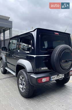 Позашляховик / Кросовер Suzuki Jimny 2019 в 