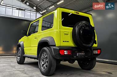 Позашляховик / Кросовер Suzuki Jimny 2019 в 