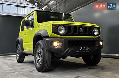 Позашляховик / Кросовер Suzuki Jimny 2019 в 