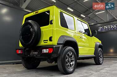 Позашляховик / Кросовер Suzuki Jimny 2019 в 