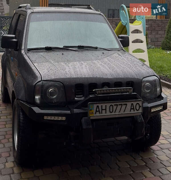 Suzuki Jimny 2011