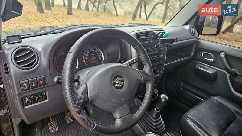 Позашляховик / Кросовер Suzuki Jimny 2006 в Запоріжжі фото 16 Позашляховик / Кросовер Suzuki Jimny 2006 в Запоріжжі