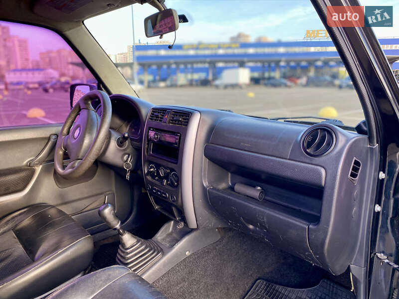 Внедорожник / Кроссовер Suzuki Jimny 2006 в Киеве фото 7 Внедорожник / Кроссовер Suzuki Jimny 2006 в Киеве