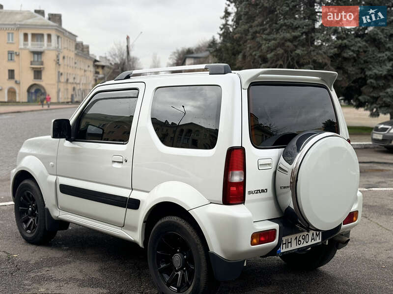 Внедорожник / Кроссовер Suzuki Jimny 2014 в Черноморске фото 6 Внедорожник / Кроссовер Suzuki Jimny 2014 в Черноморске