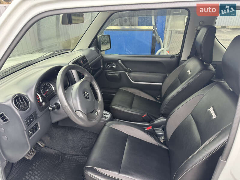 Внедорожник / Кроссовер Suzuki Jimny 2014 в Черноморске фото 13 Внедорожник / Кроссовер Suzuki Jimny 2014 в Черноморске