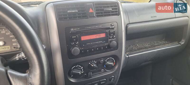 Внедорожник / Кроссовер Suzuki Jimny 2006 в Львове