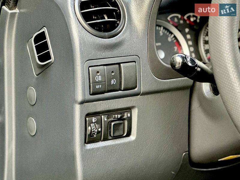 Внедорожник / Кроссовер Suzuki Jimny 2008 в Киеве