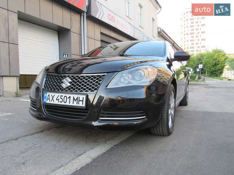Седан Suzuki Kizashi 2010 в Харкові