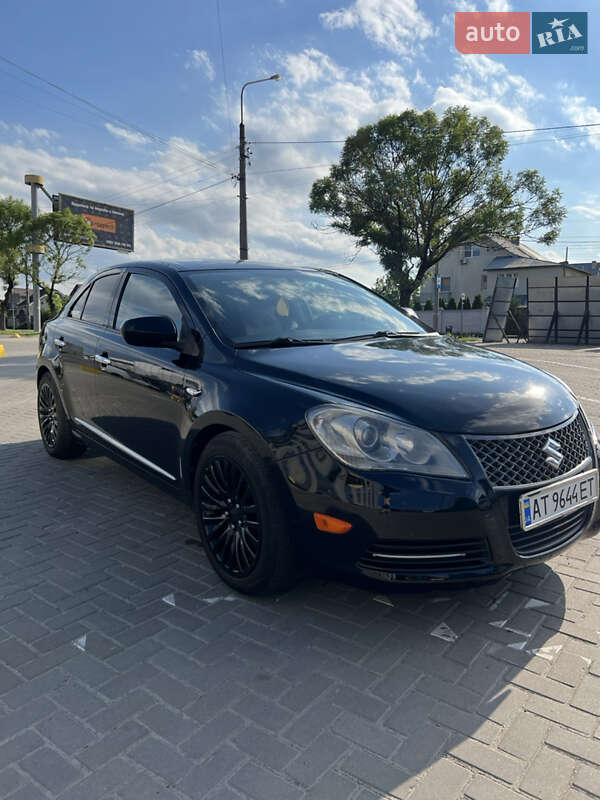 Suzuki Kizashi 2012