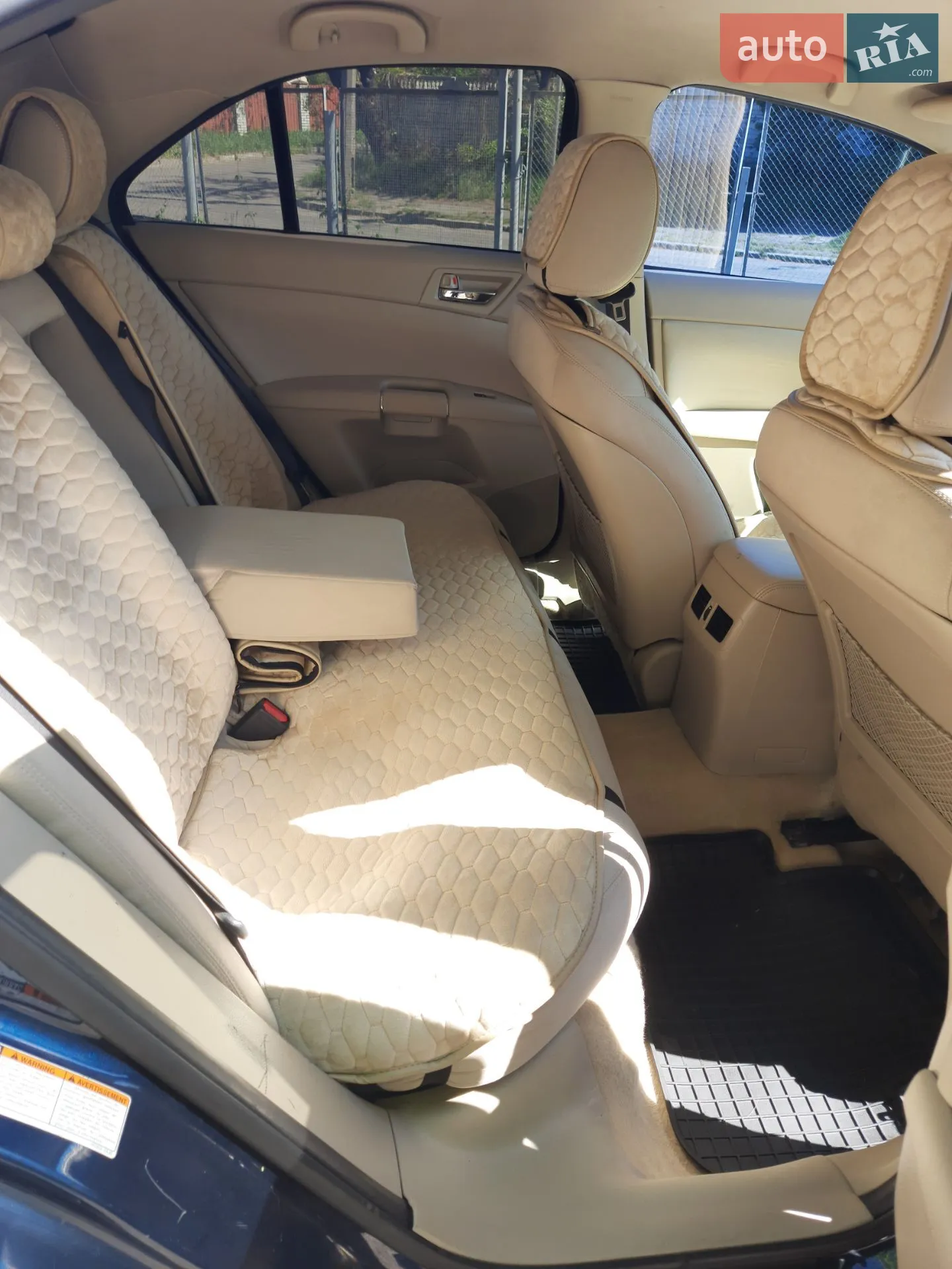 2012 Suzuki Kizashi - мініатюра 16