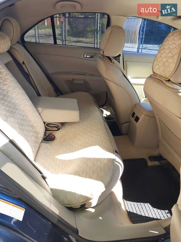 Седан Suzuki Kizashi 2012 в Києві