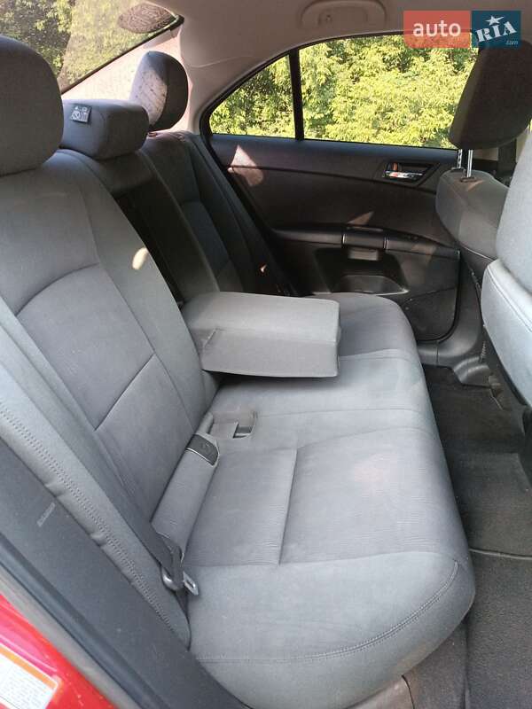 Седан Suzuki Kizashi 2012 в Конотопі