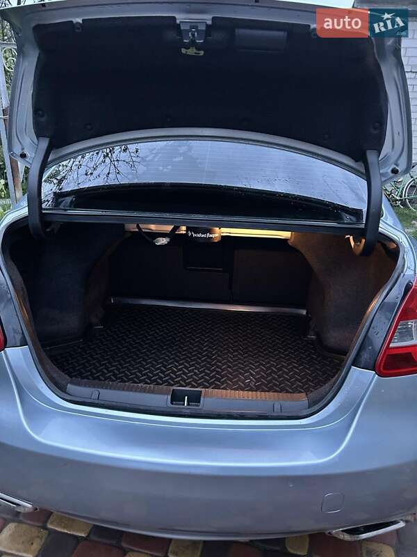 Седан Suzuki Kizashi 2012 в Черкасах