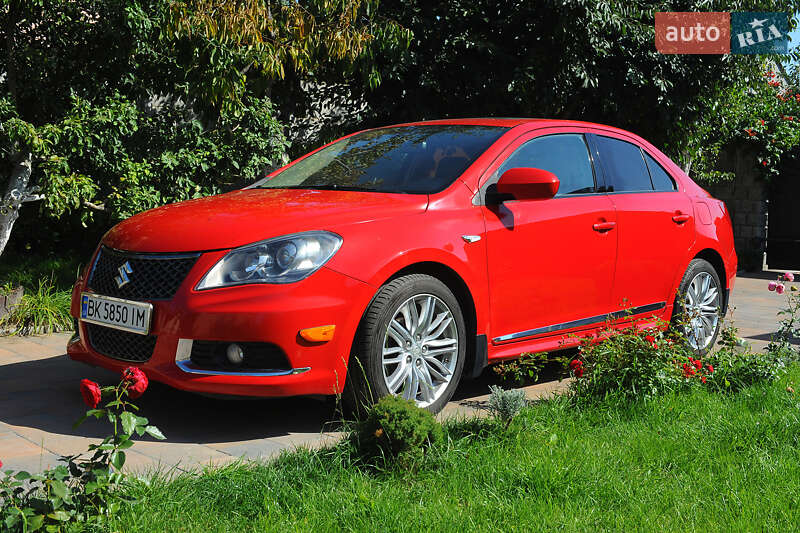 Седан Suzuki Kizashi 2010 в Рівному