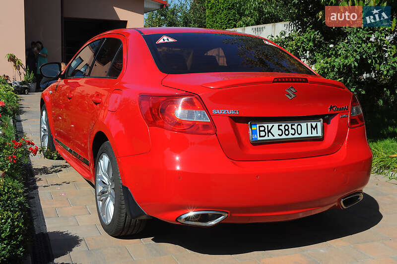 Седан Suzuki Kizashi 2010 в Рівному