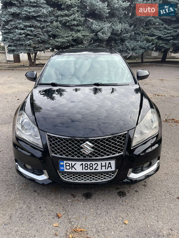 Suzuki Kizashi 2010