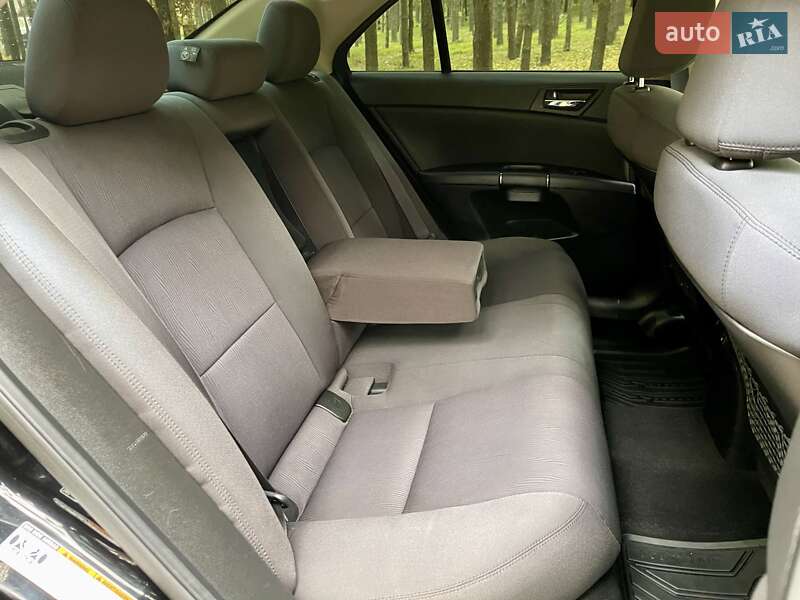 Седан Suzuki Kizashi 2012 в Киеве