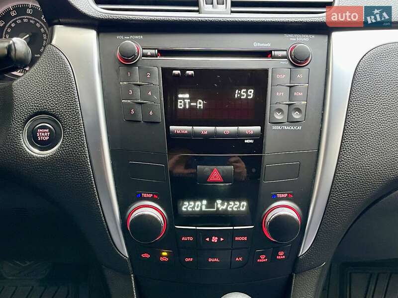 Седан Suzuki Kizashi 2012 в Киеве