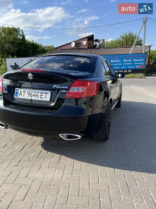 Седан Suzuki Kizashi 2012 в Ивано-Франковске